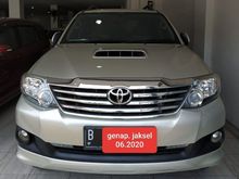 total dp 8juta toyota fortuner G VNT DIESEL matic 2014