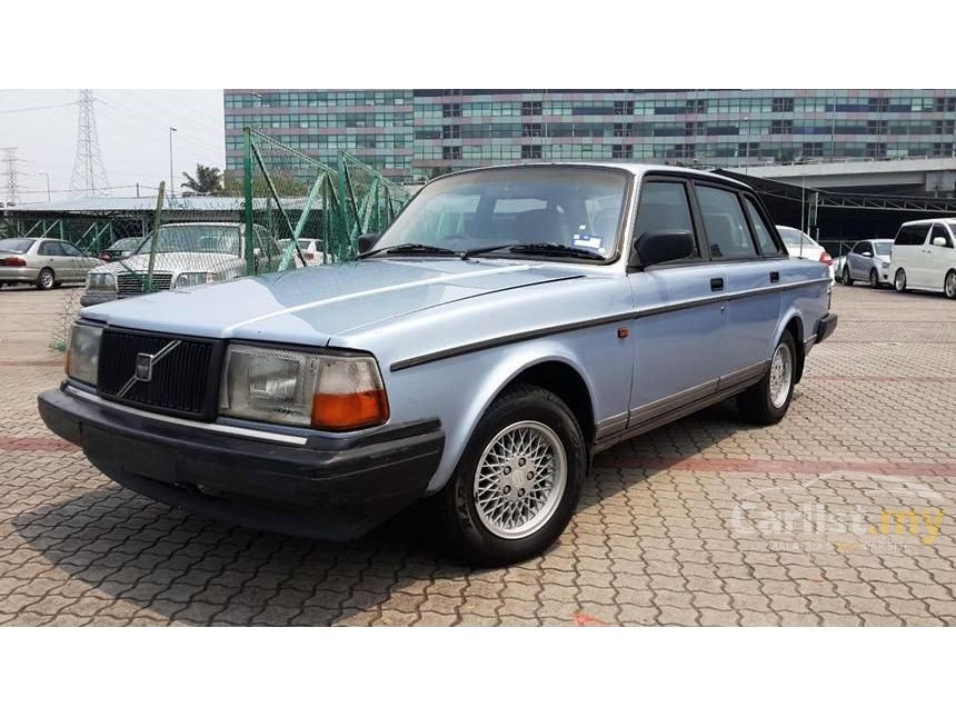 Volvo 240 1992 Glt 2 3 In Selangor Manual Sedan Blue For Rm 8 400 1612781 Carlist My