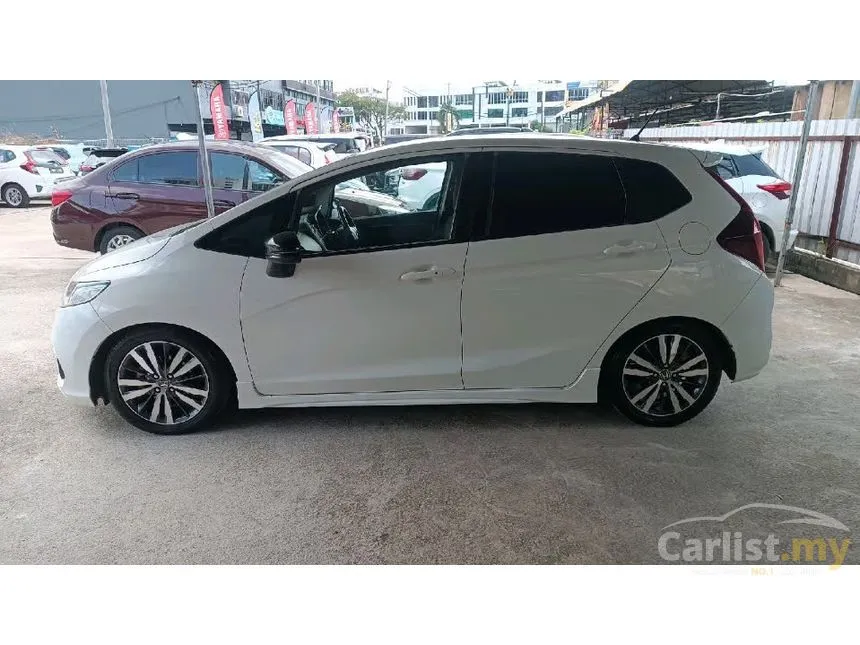 2015 Honda Jazz V Hatchback