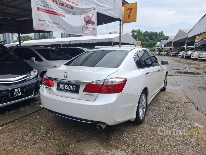 2016 Honda Accord VTi-L Sedan