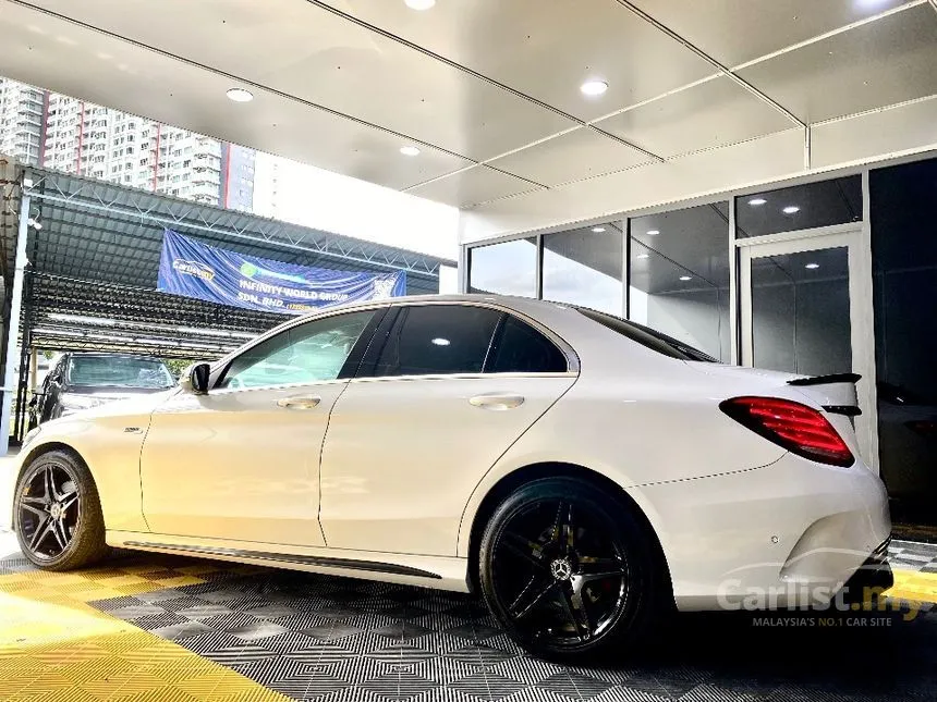 2015 Mercedes-Benz C200 AMG Line Sedan