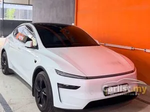 2025 TESLA Model Y Long Range SUV
