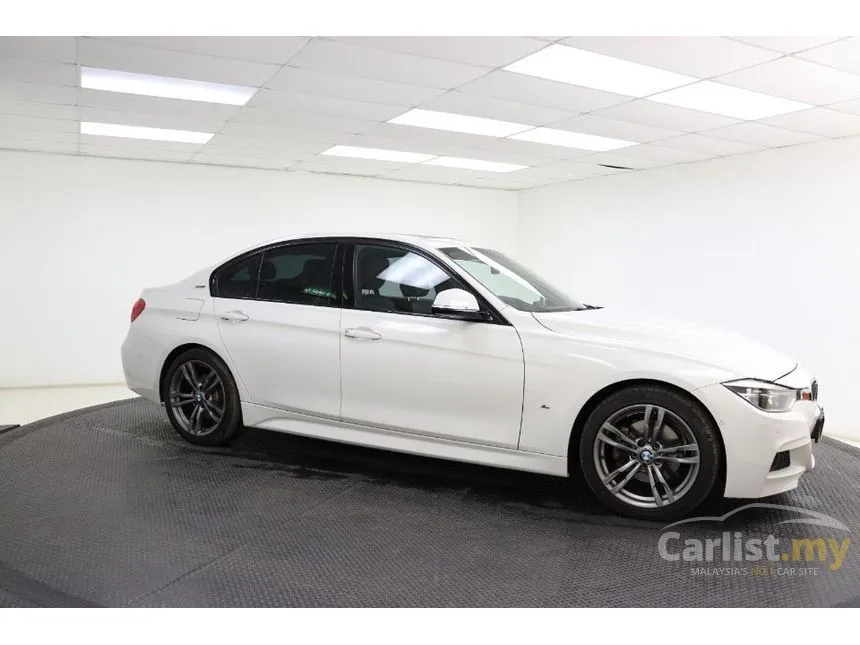 2019 BMW 330e M Sport Sedan