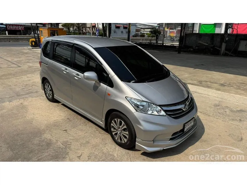 2013 Honda FREED EL Wagon