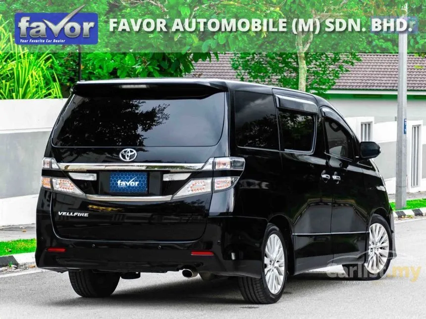 2013 Toyota Vellfire Z MPV