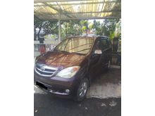2010 Toyota Avanza marun
