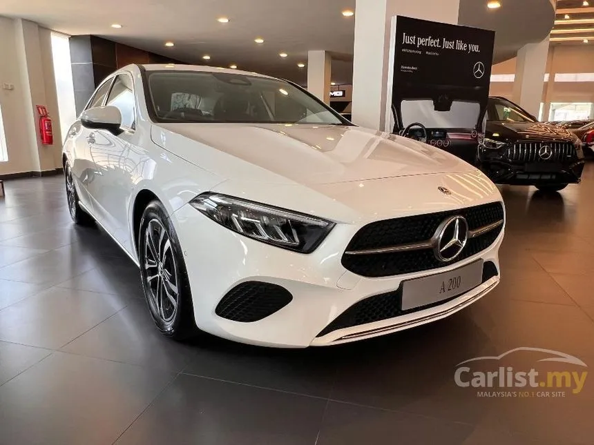 2025 Mercedes-Benz A200 Progressive Line Sedan