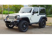 2011 Jeep Wrangler 3.8 Unlimited Sport SUV 4X4 AT Putih - KM 50RIBUAN ASLI ANTIK - MULUS SEPERTI BARU - NO KENDALA SIAP PAKAI