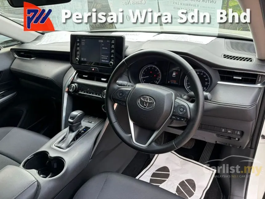 2022 Toyota Harrier S SUV