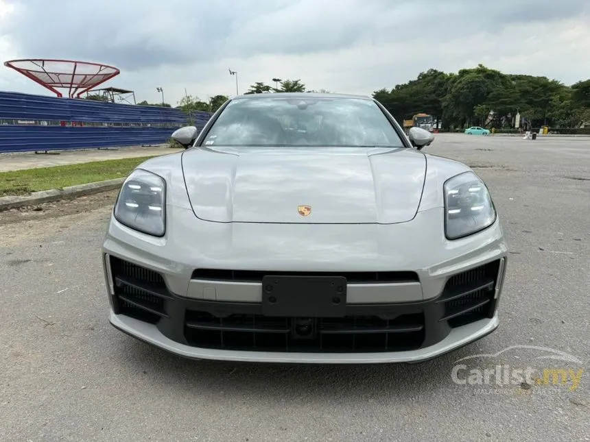 2024 Porsche Panamera Hatchback