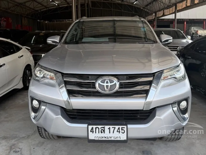 2015 Toyota FORTUNER V SUV