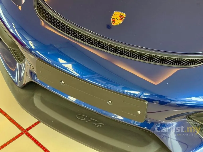 2022 Porsche 718 Cayman GT4 Coupe