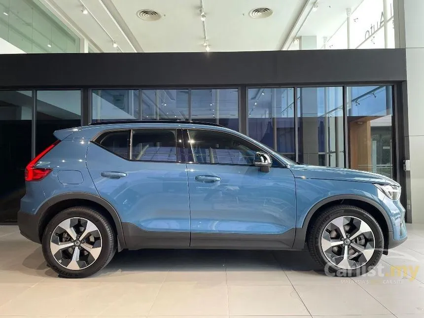 2023 Volvo XC40 B5 Ultimate SUV