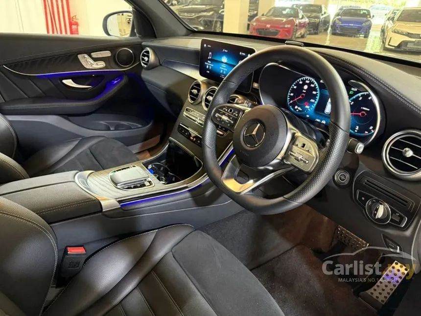 2022 Mercedes-Benz GLC300 4MATIC AMG Line SUV