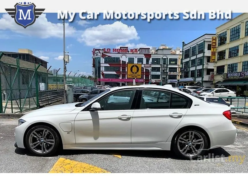 2017 BMW 330e M Sport Sedan