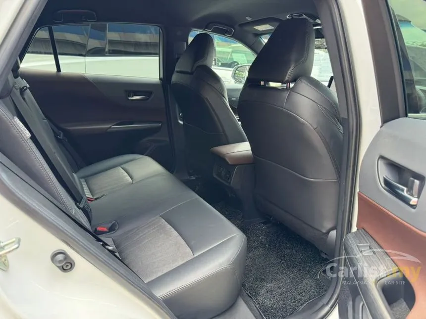 2025 Toyota Harrier Luxury SUV