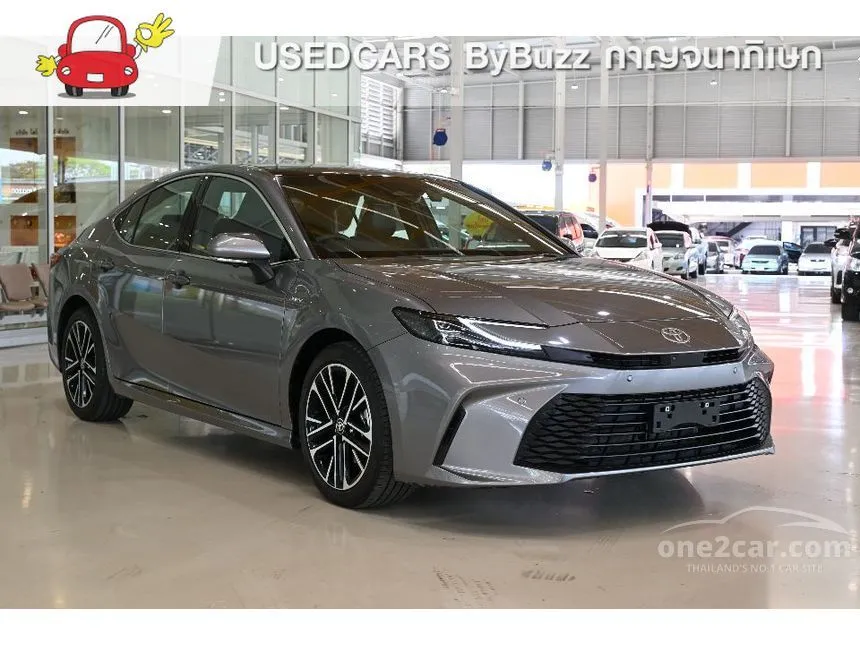 2025 Toyota CAMRY HEV Premium Sedan