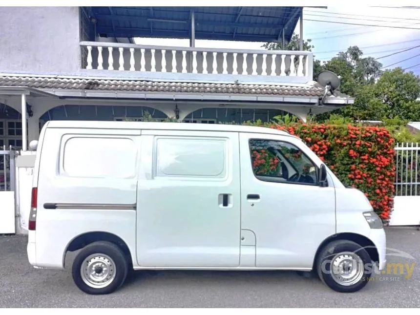 2013 Daihatsu Gran Max Panel Van