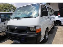 1997 Toyota Hiace 2.0 window Van --