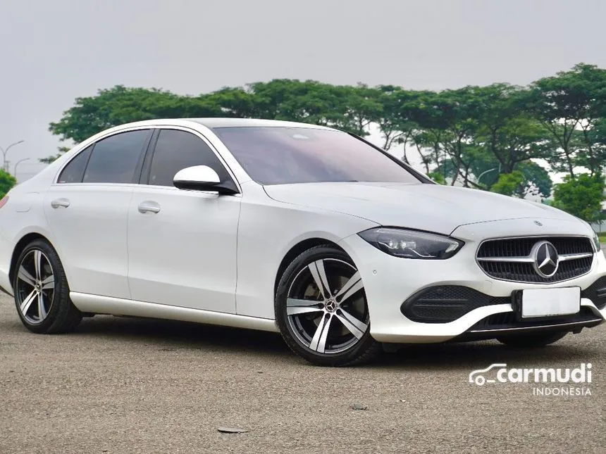 2022 Mercedes-Benz C200 Avantgarde Line Sedan