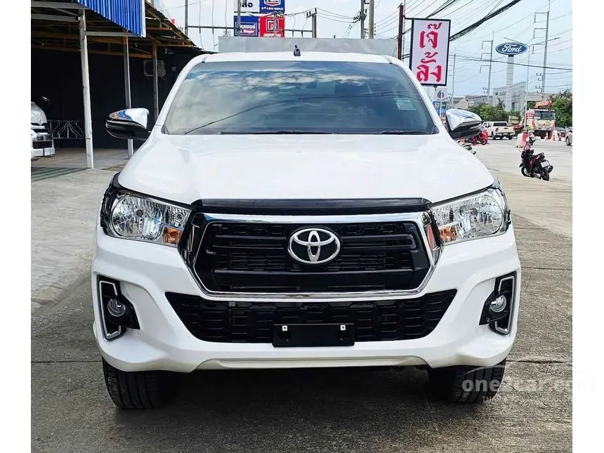 2018 Toyota HILUX REVO E Prerunner Smart Cab Pickup