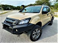 Isuzu D-Max 3.0 V-Cross Z-Prestige Pickup Truck LIMITED UNIT CHEAPEST IN TOWN CAR KING