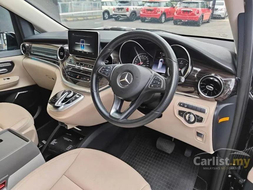 2019 Mercedes-Benz V220 d AMG Line MPV