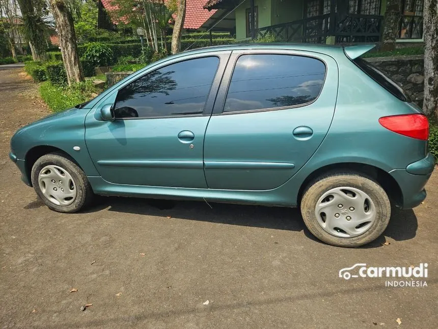 2003 Peugeot 206 XR Hatchback