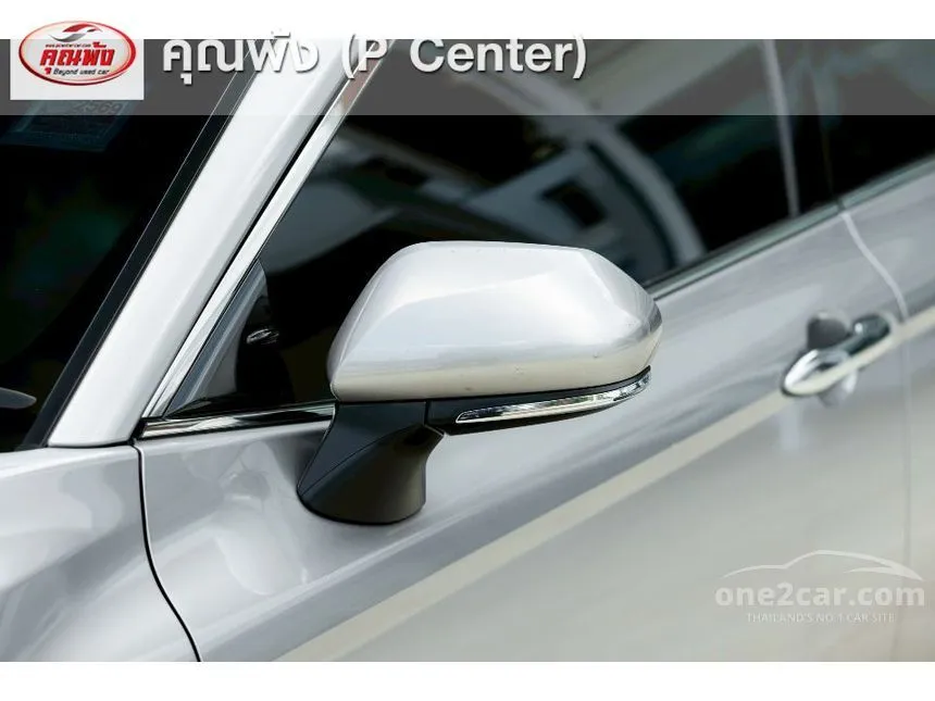 2024 Toyota CAMRY HEV Premium Sedan