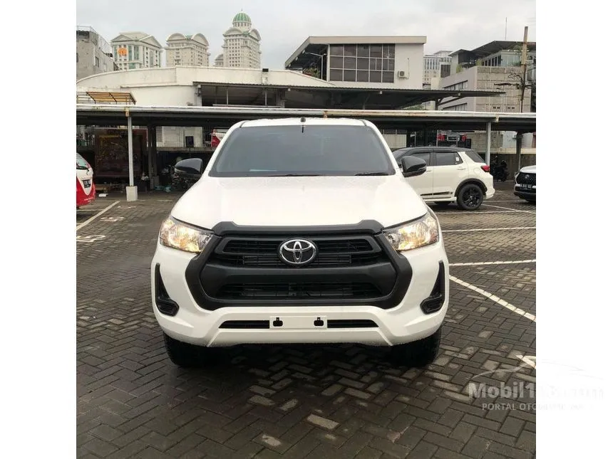 Jual Mobil Toyota Hilux 2024 E Dual Cab 2.4 di DKI Jakarta Manual Pick