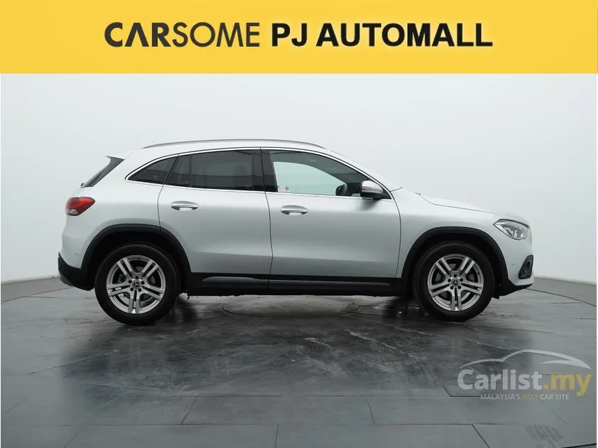 2022 Mercedes-Benz GLA200 Progressive Line SUV