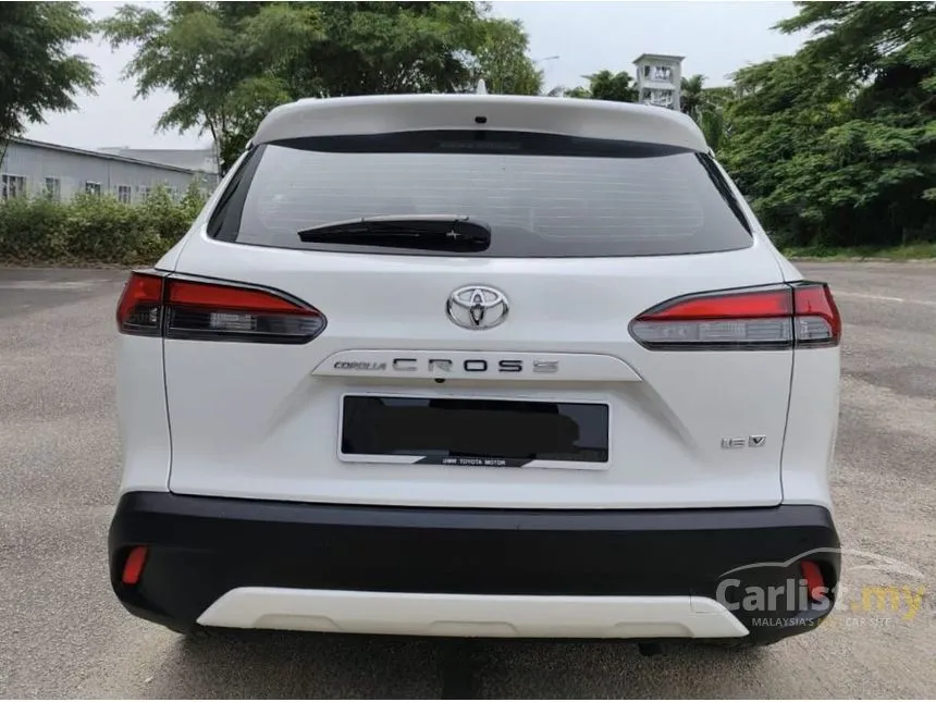 2023 Toyota Corolla Cross V SUV