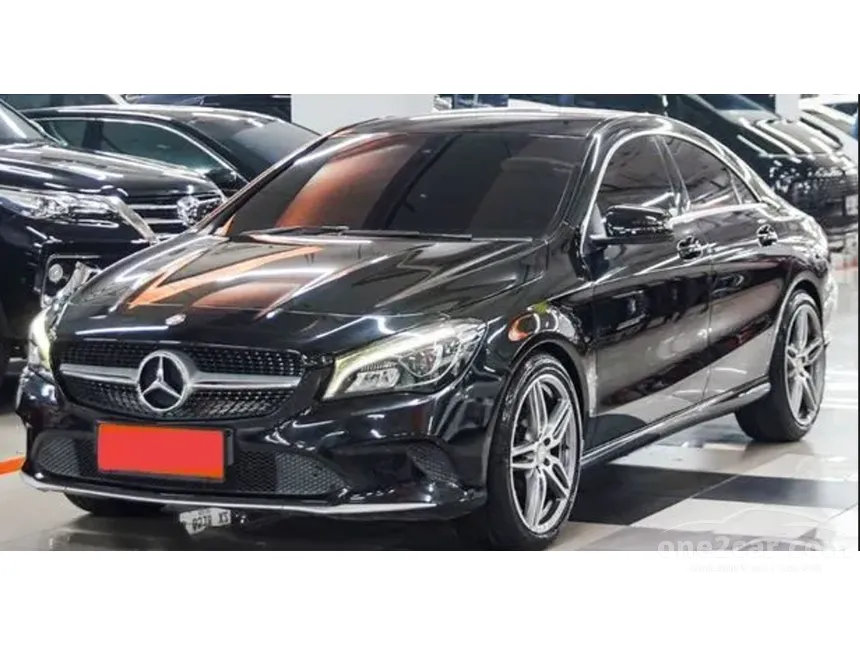 2018 Mercedes-Benz CLA200 Urban Sedan