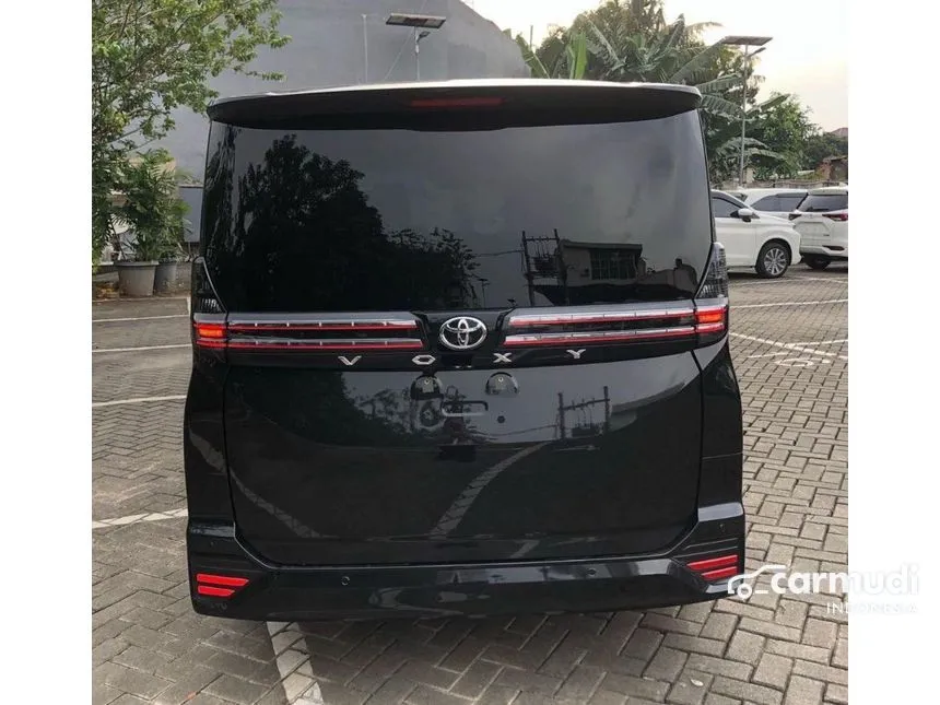 2024 Toyota Voxy Van Wagon