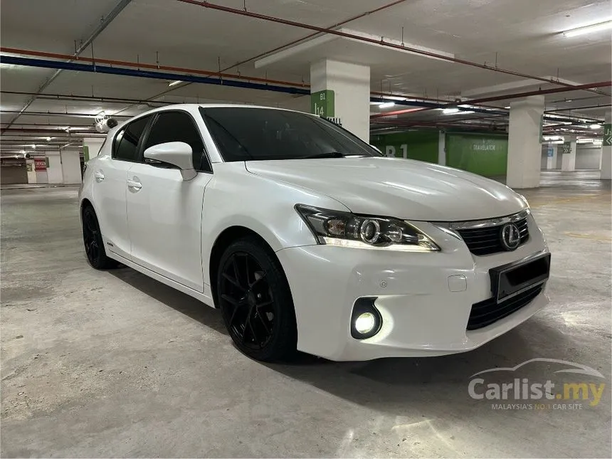 2011 Lexus CT200h Hatchback