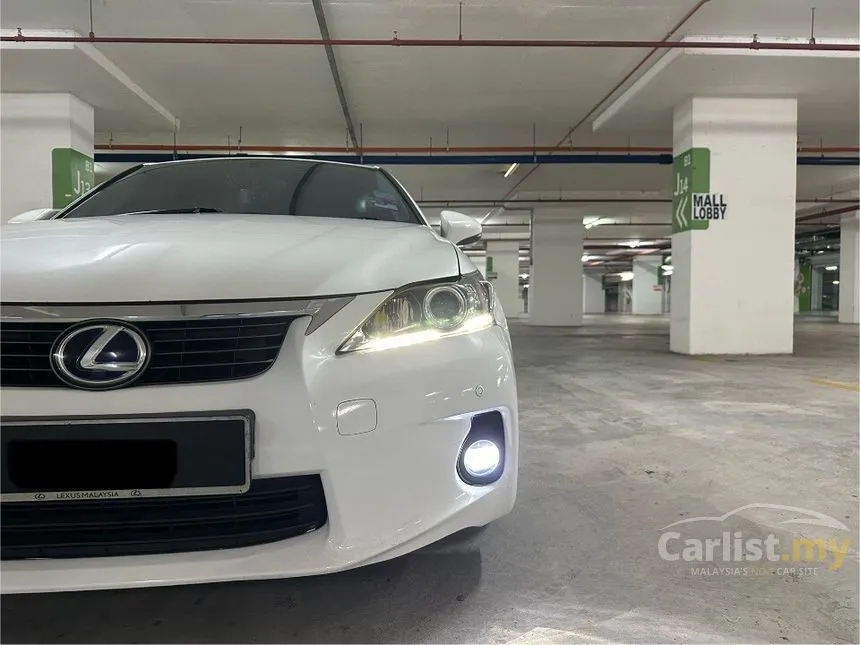 2011 Lexus CT200h Hatchback