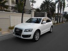 2010 Audi Q5 2.0 TFSI SUV quattro Tangan Pertama Km 56 rb Highest Type Panoramic Sunroof Orisinil