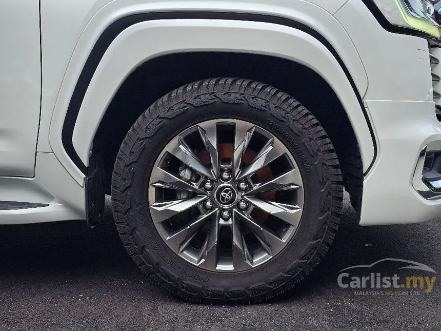 2023 Toyota Land Cruiser J300 ZX Modellista 7 Seater SUV