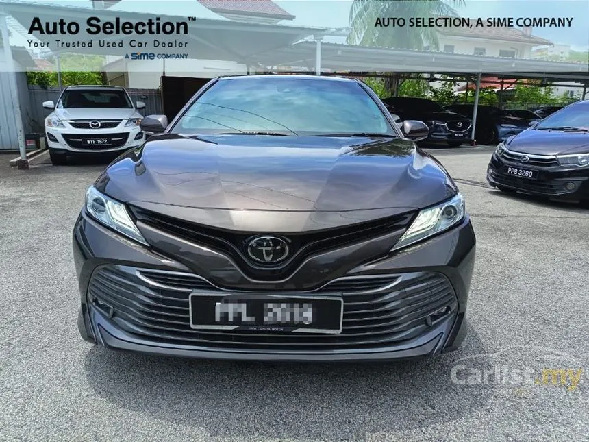 2020 Toyota Camry V Sedan