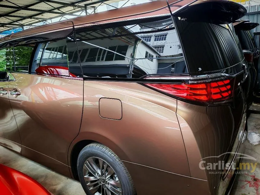 2024 Toyota Alphard Z 7-Seater MPV