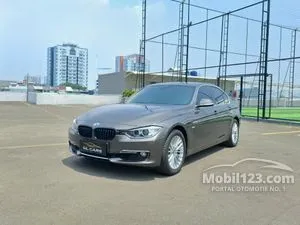 2015 BMW 320i 2.0 Luxury Sedan