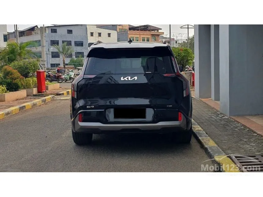 2023 KIA EV9 GT-Line SUV