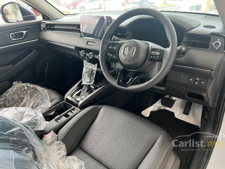 2025 Honda HR-V V SUV