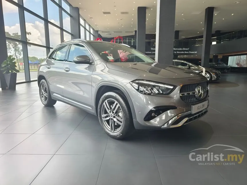 2025 Mercedes-Benz GLA200 Progressive Line SUV