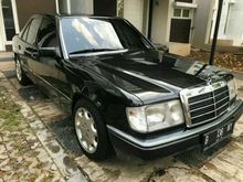 1992 Mercedes-Benz 230E 2.3 W124 Sedan