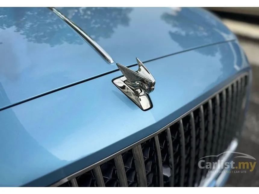 2022 Bentley Flying Spur Azure Sedan