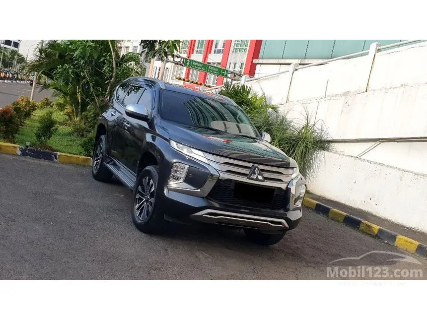2022 Mitsubishi Pajero Sport Dakar 4x2 SUV