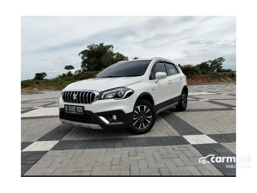 2022 Suzuki SX4 S-Cross Hatchback