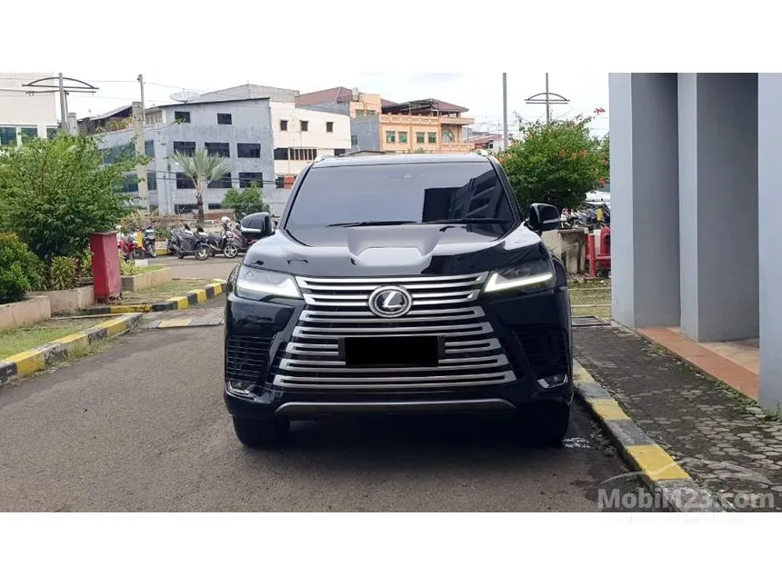 2023 Lexus LX 600 SUV