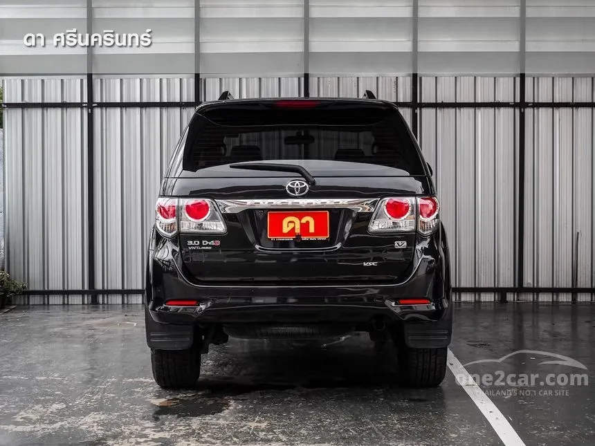 2012 Toyota Fortuner V SUV